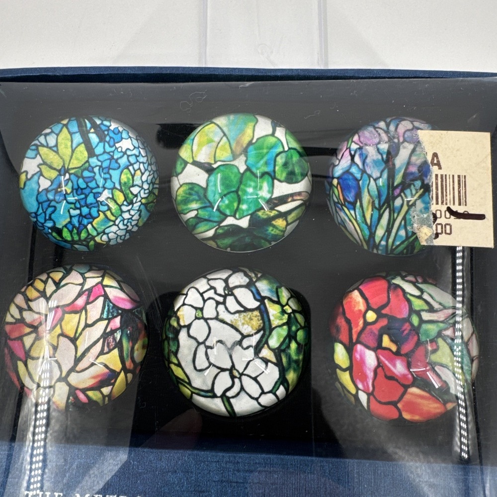 Metropolitan Museum of Art Louis Comfort Tiffany Stained Glass Magnets Box Set 6 - Picture 3 of 5